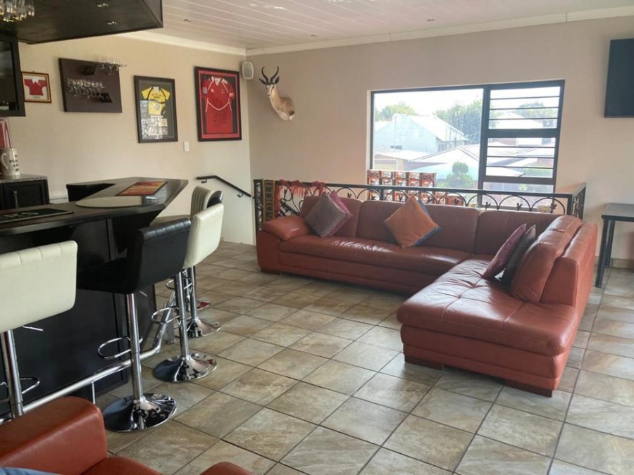 5 Bedroom Property for Sale in Potchefstroom Rural North West